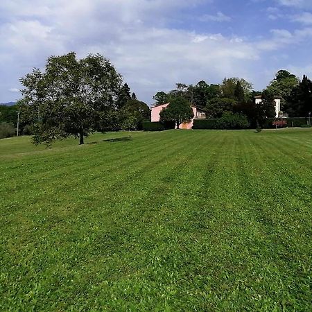 Вилла Residenza Le Api Лукка Экстерьер фото